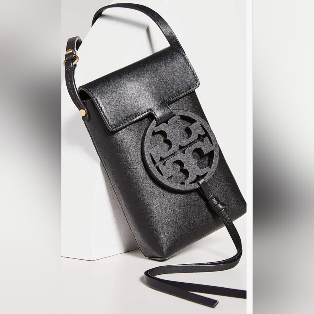 Tory Burch Crossbody. - Picture 2 of 7